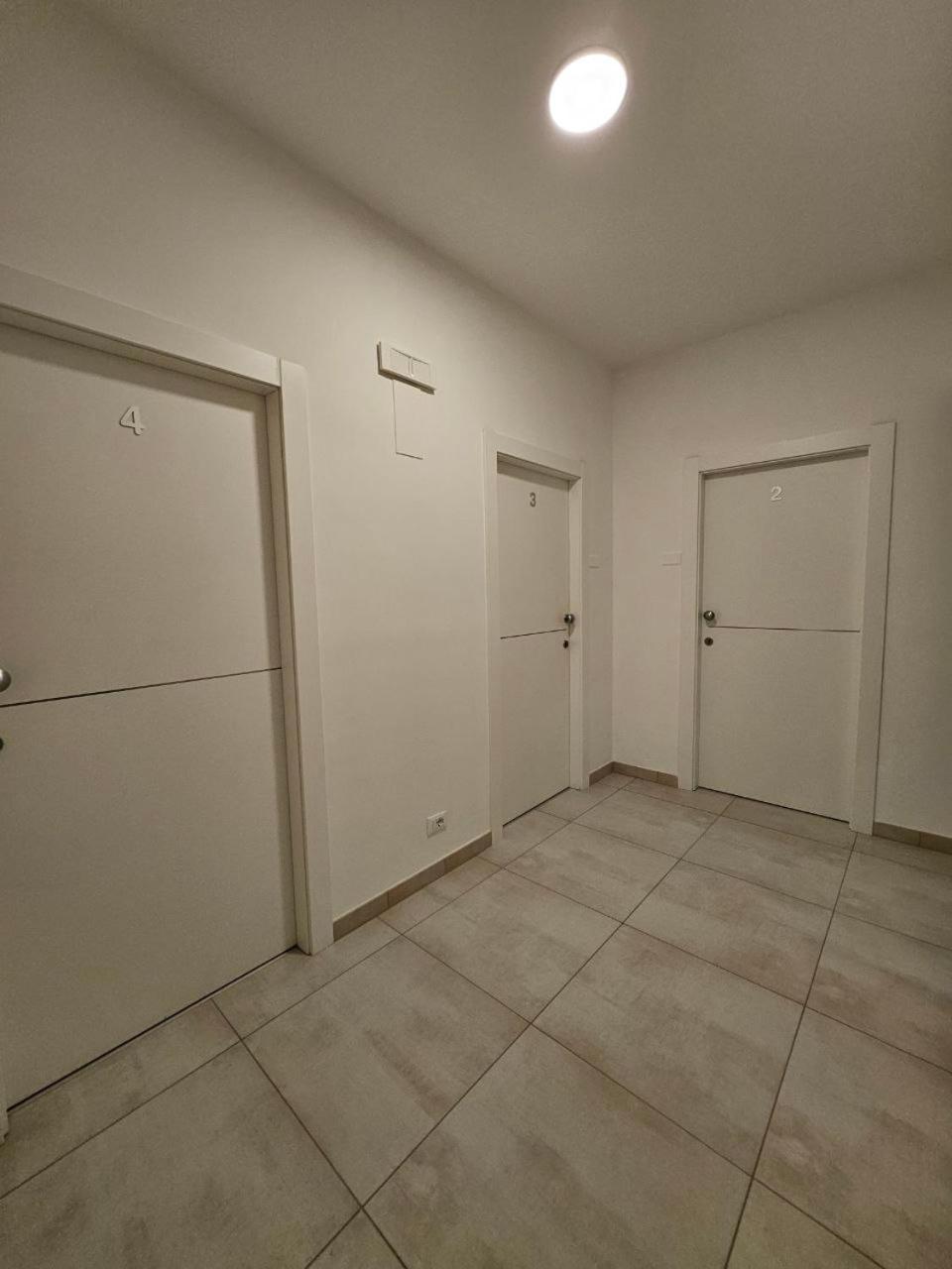 Albergo Nyers Перуджа Экстерьер фото
